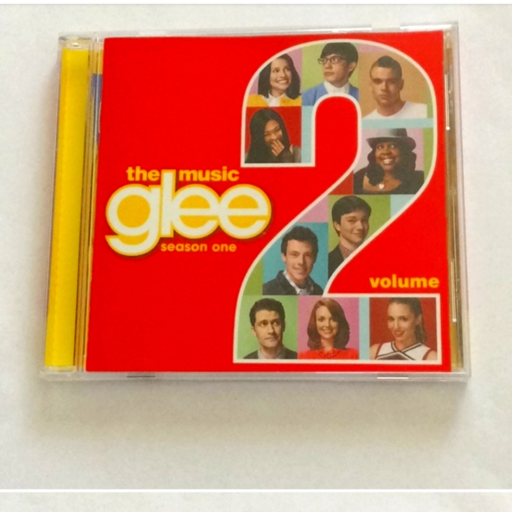 10/$10  Glee Music Season One Volume 2 CD